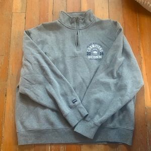 UConn women’s basketball 1/4 zip sweater